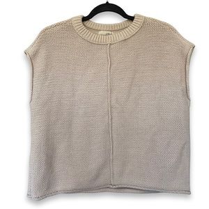 Universal Thread Knit Vest Size XS